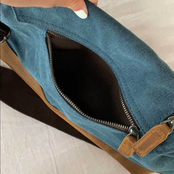 Cross body bag - Picture 5 of 5